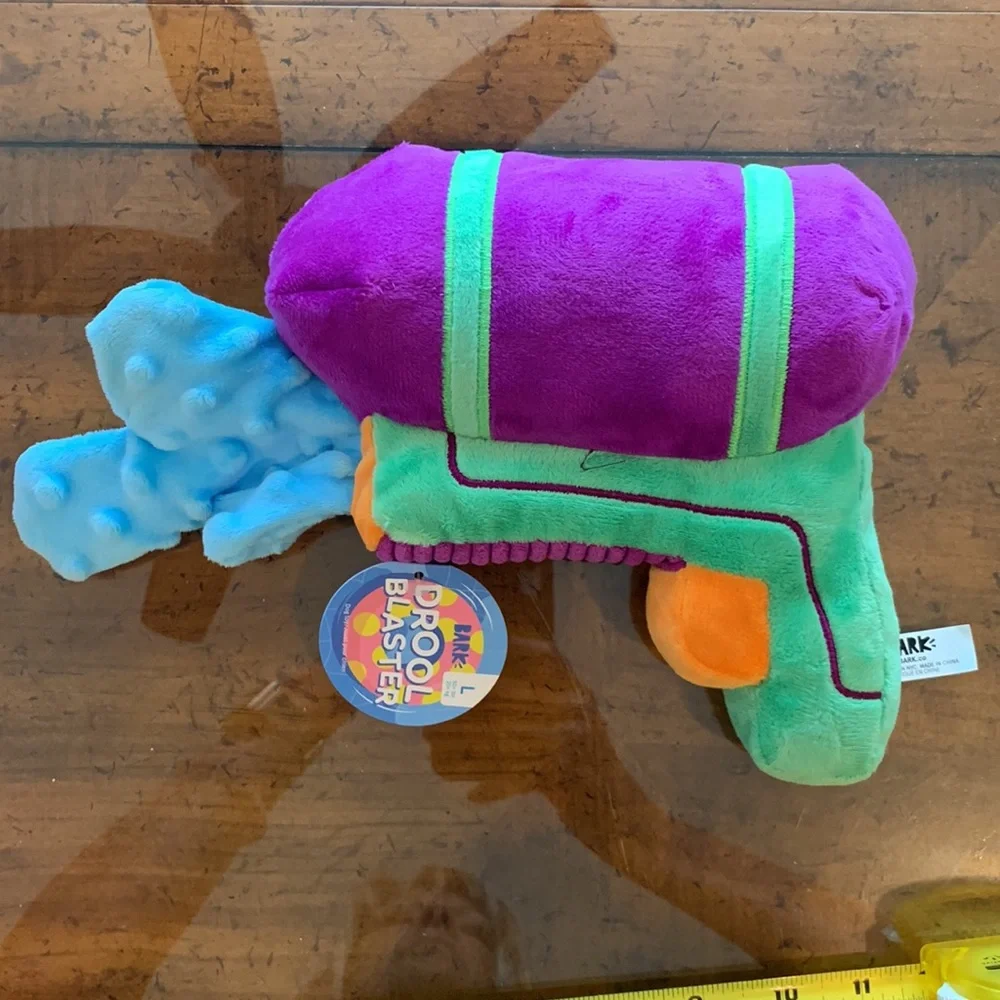 NWT Bark Box Drool Blaster NWT dog toy, Large for 50+ lbs, great quality dog toy